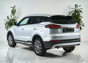 Geely Atlas Pro Вид 4