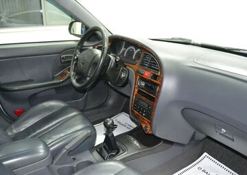 Hyundai Elantra Вид 5