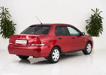 Mitsubishi Lancer Вид 4